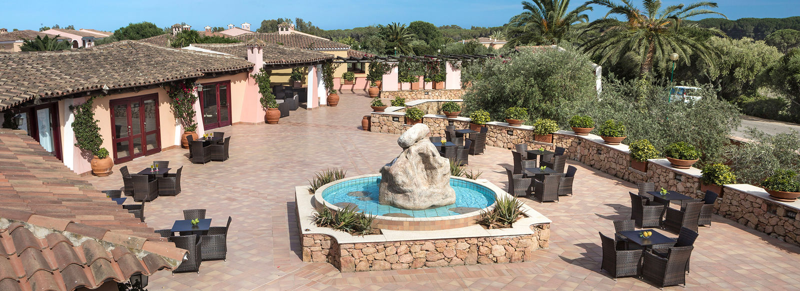 Immerso nel verde, sul Golfo di Orosei