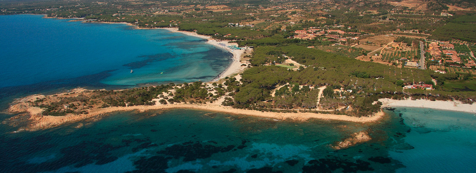 Immerso nel verde, sul Golfo di Orosei