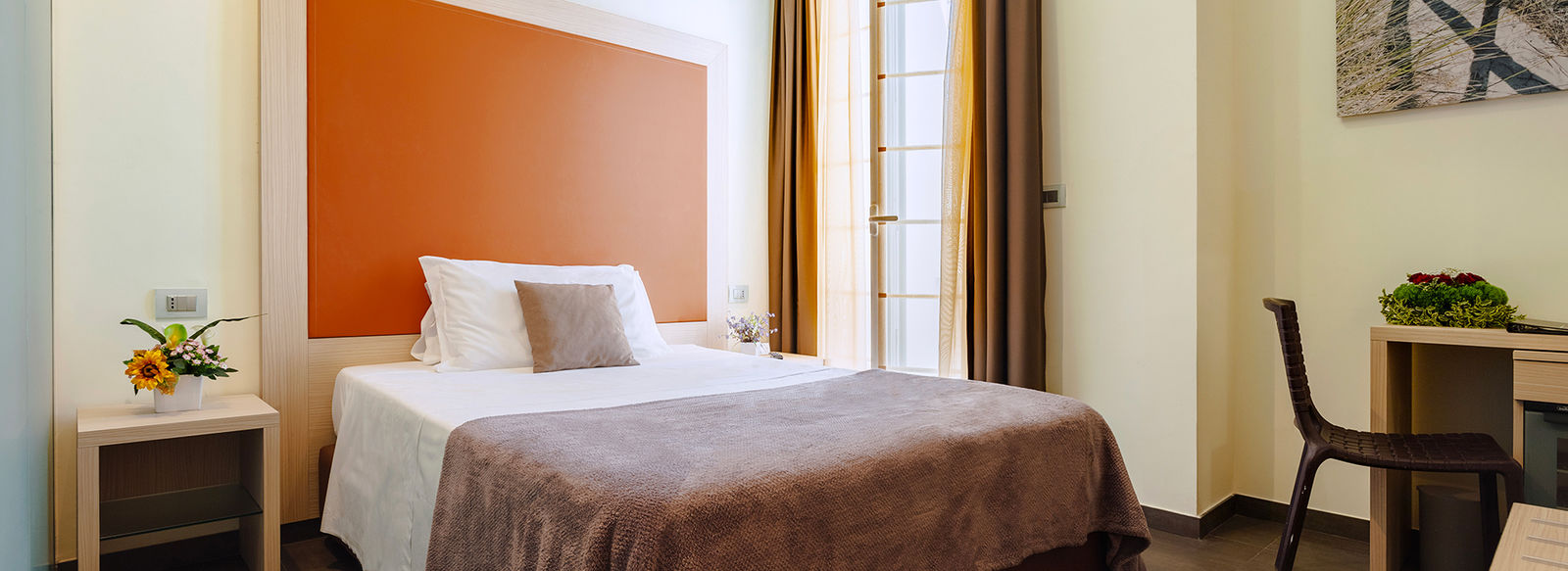 Posizione centrale, vicino al mare