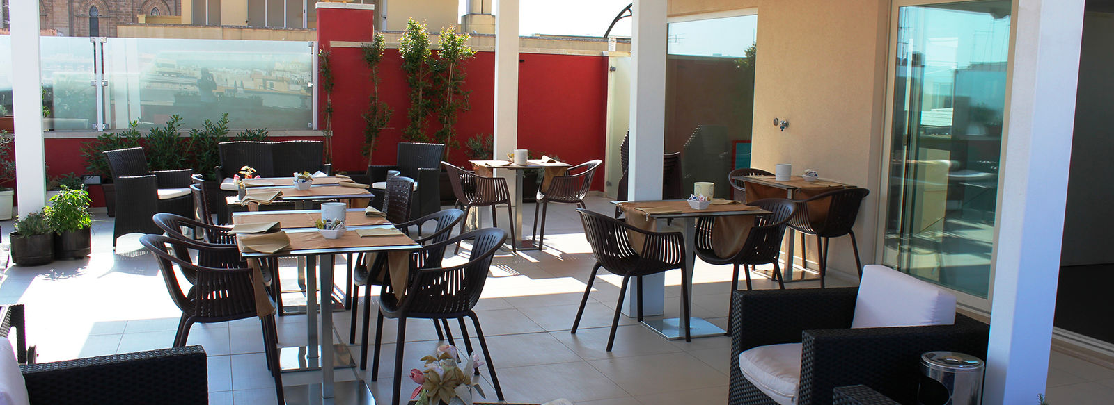 Posizione centrale, vicino al mare