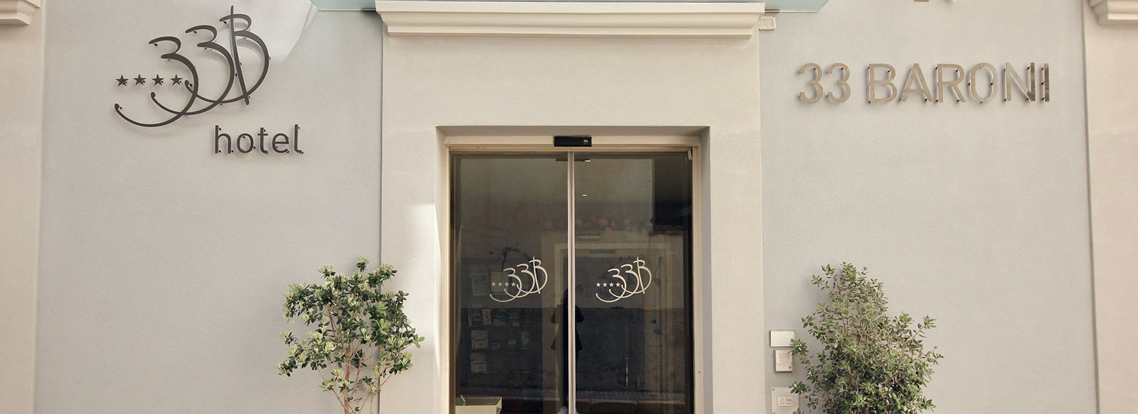 Posizione centrale, vicino al mare