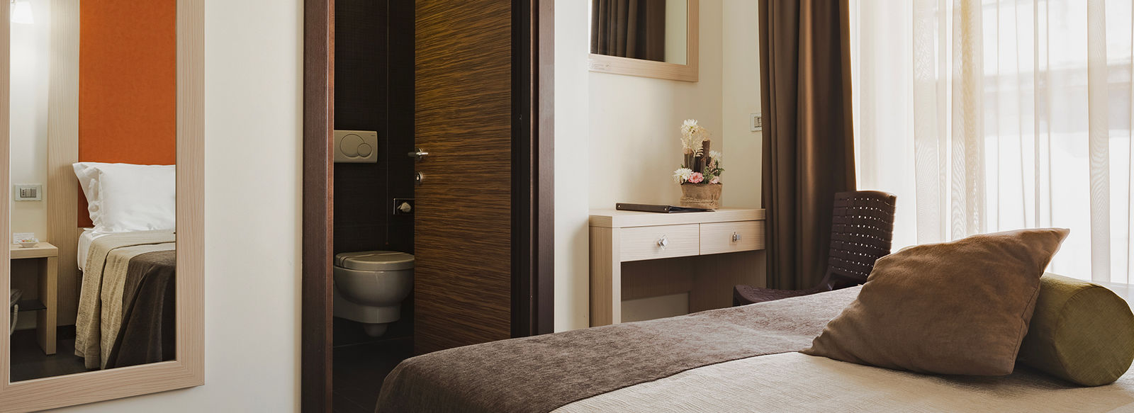 Posizione centrale, vicino al mare