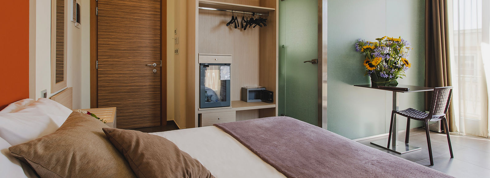 Posizione centrale, vicino al mare