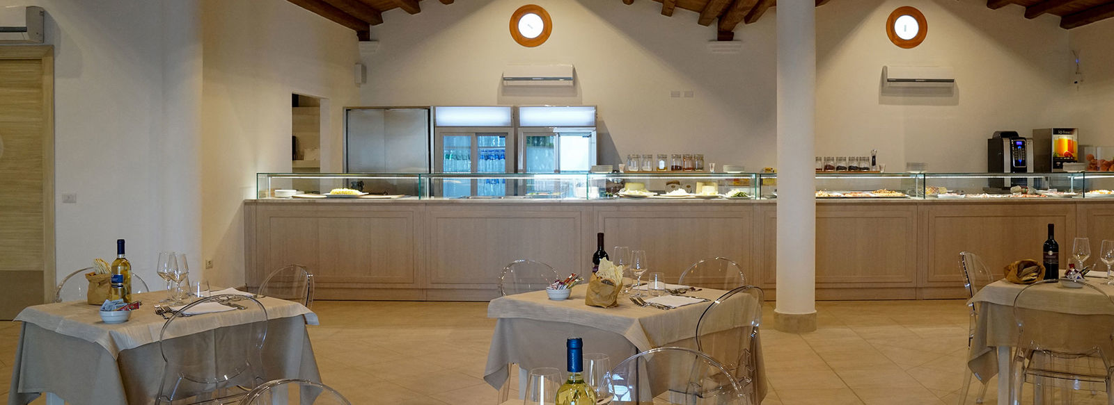 Elegante resort, con vista sul Golfo dell'Asinara