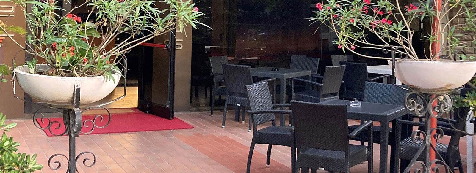 Family Hotel affacciato sul mare