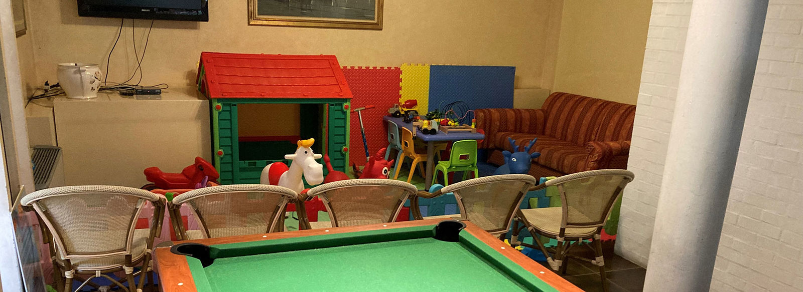 Family Hotel affacciato sul mare