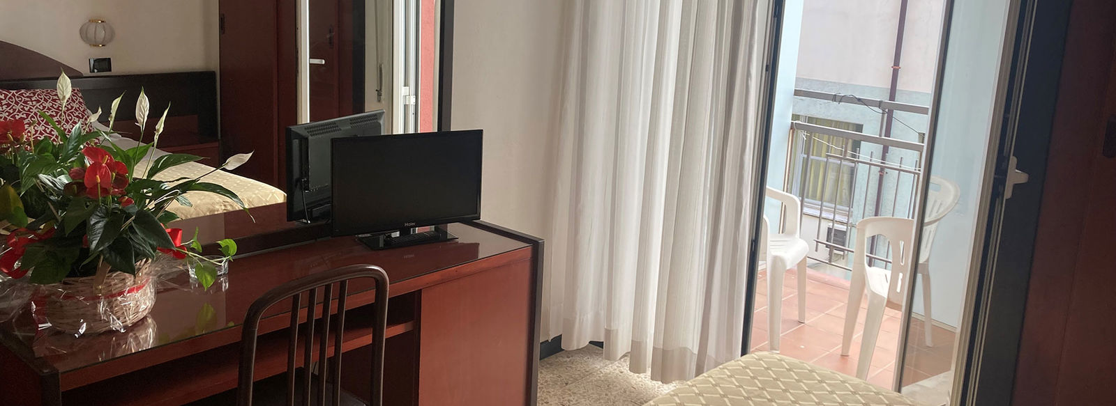 Family Hotel affacciato sul mare