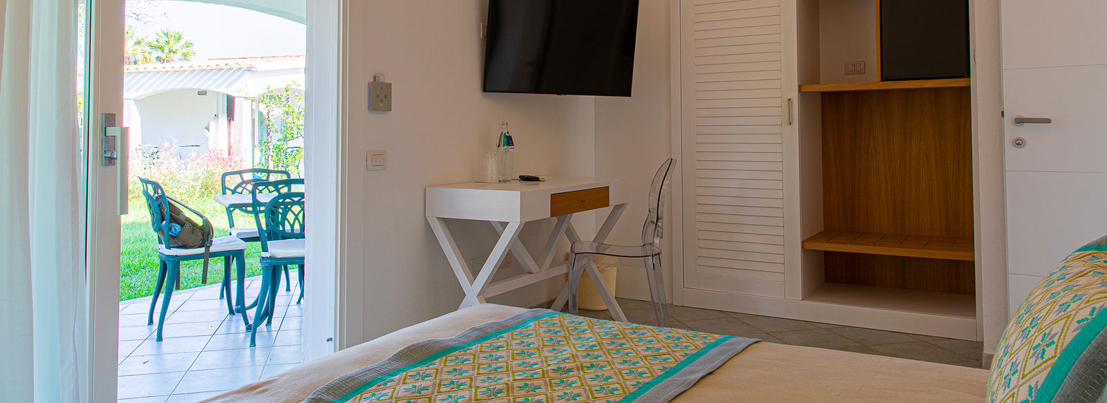 A 400 metri dalla spiaggia