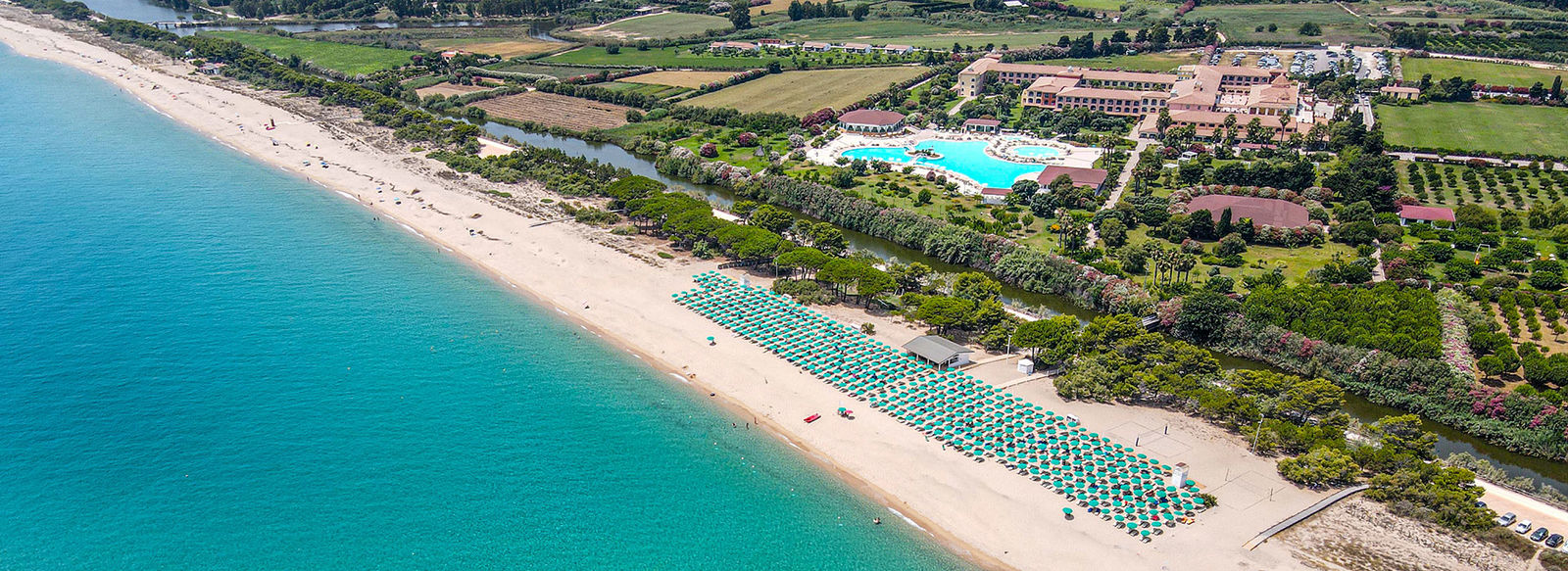A 250 metri dalla spiaggia