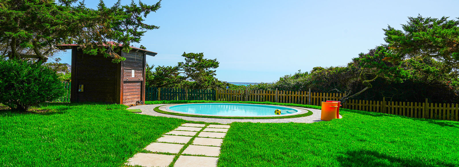 A 200 metri dalla spiaggia 