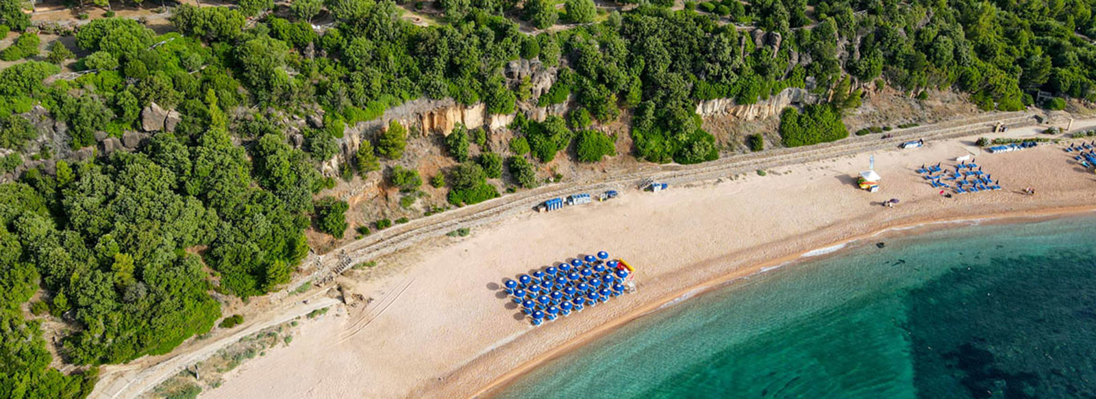 A 800 metri dalla spiaggia, navetta inclusa