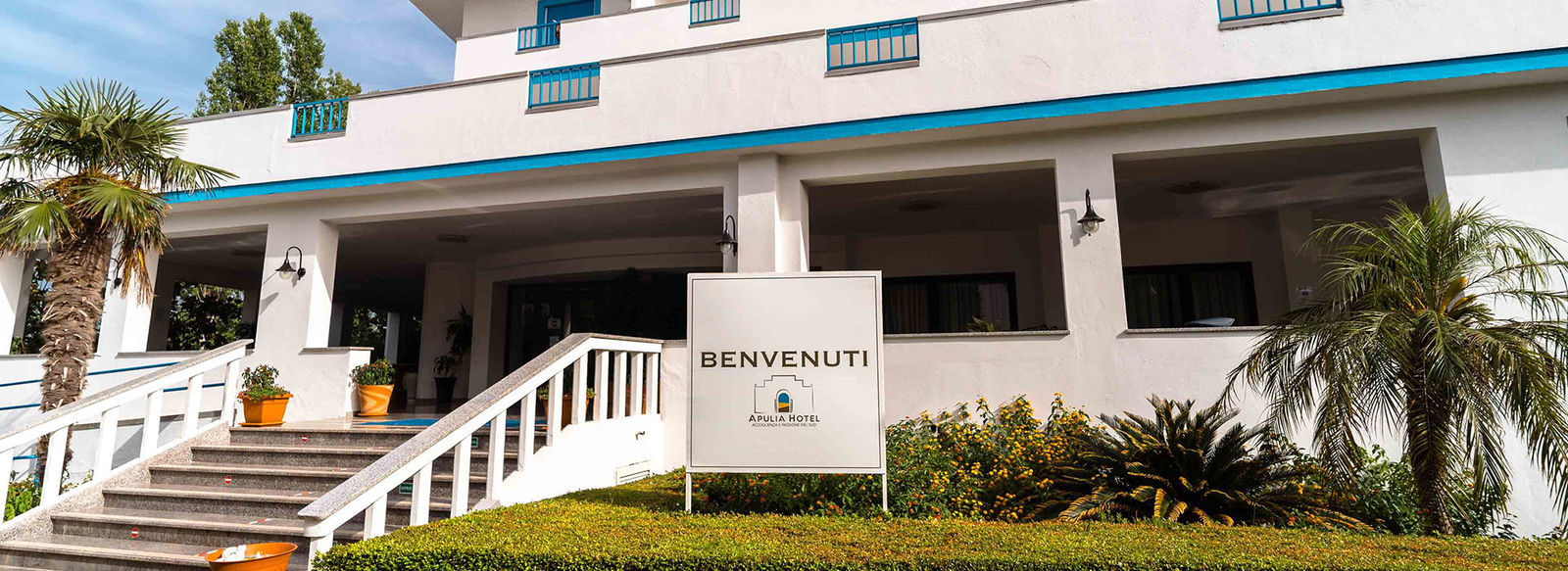 A 300 metri dalla spiaggia