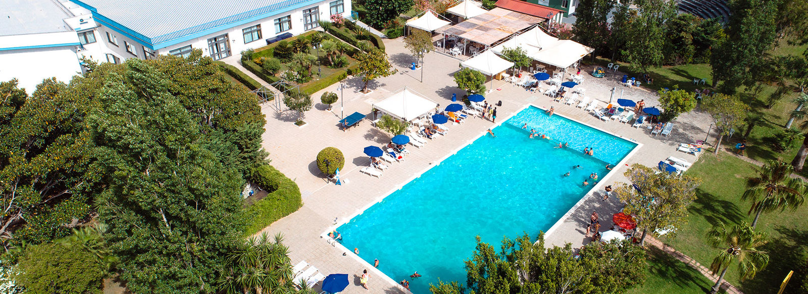 A 300 metri dalla spiaggia