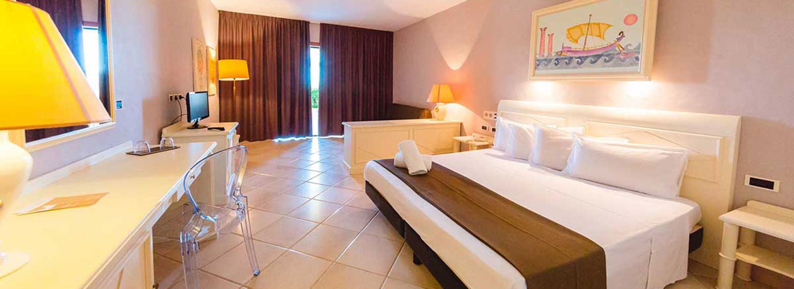 Sulla lunga spiaggia di sabbia finissima