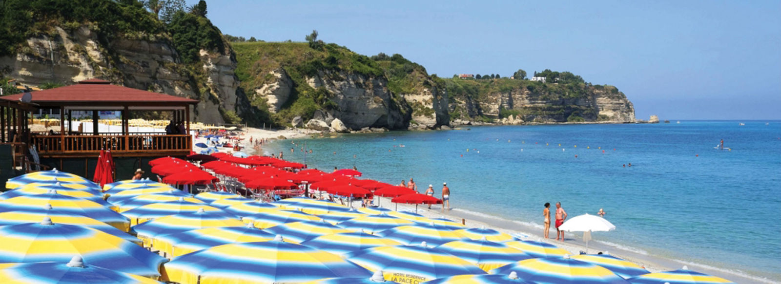 A 2,8 km dalla spiaggia, navetta inclusa