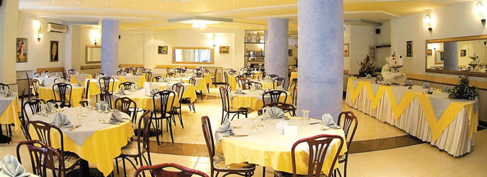 A 2,8 km dalla spiaggia, navetta inclusa