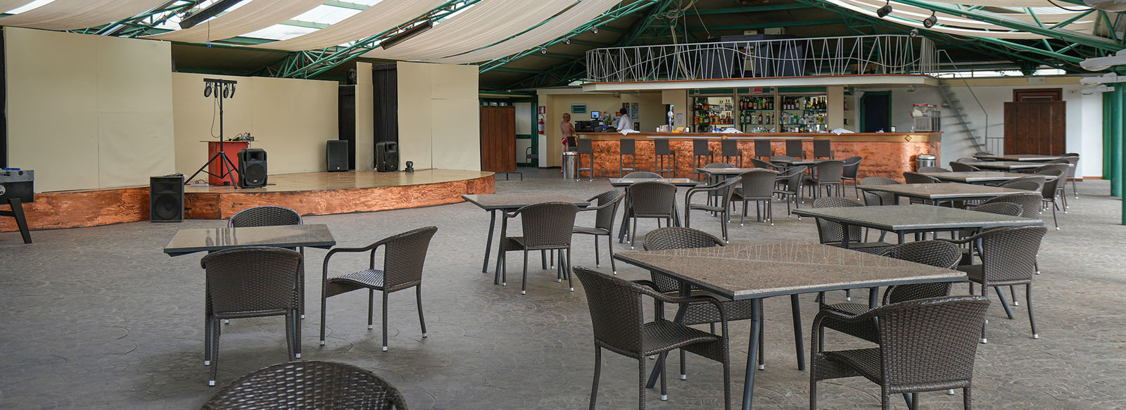 A 400 metri dalla spiaggia