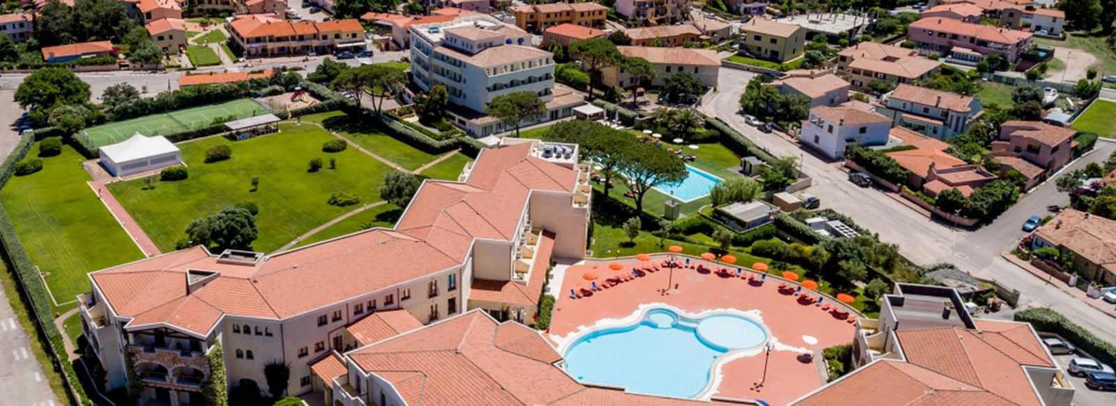 In stile moresco, a 650 metri dalla spiaggia