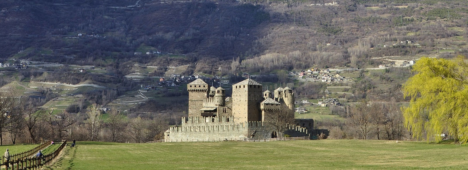 La bellezza della Valle d'Aosta in e-bike