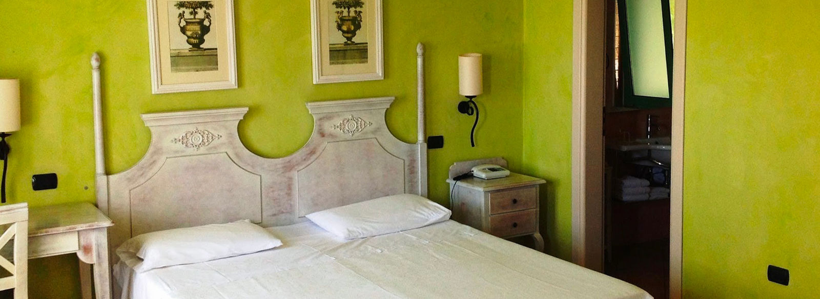 Mare cristallino e panorama incantevole