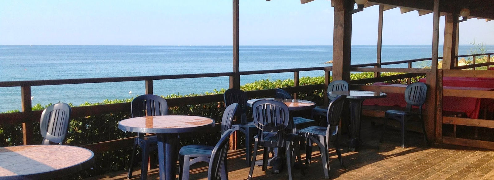 Mare cristallino e panorama incantevole