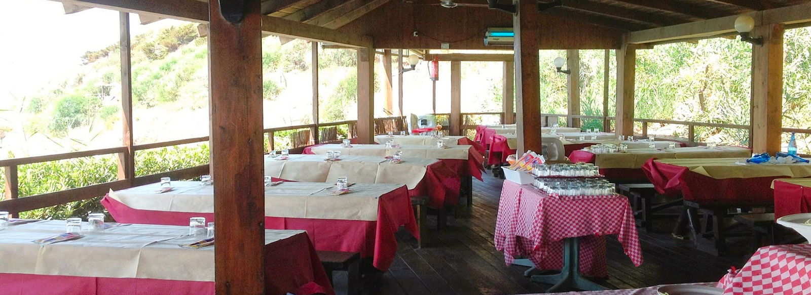 Mare cristallino e panorama incantevole