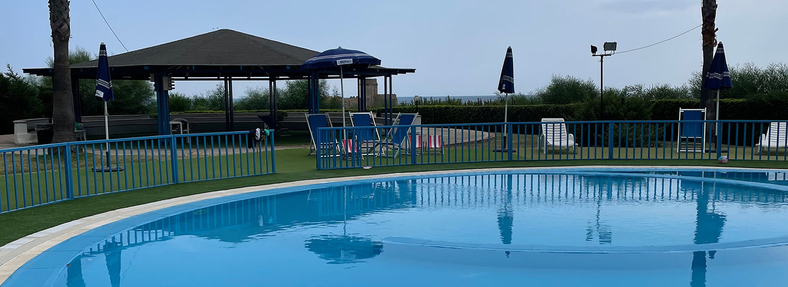 Mare cristallino e panorama incantevole