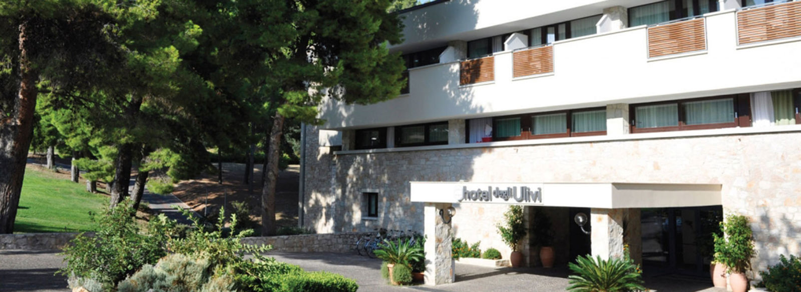 Nel cuore del Gargano, circondato dagli alberi secolari