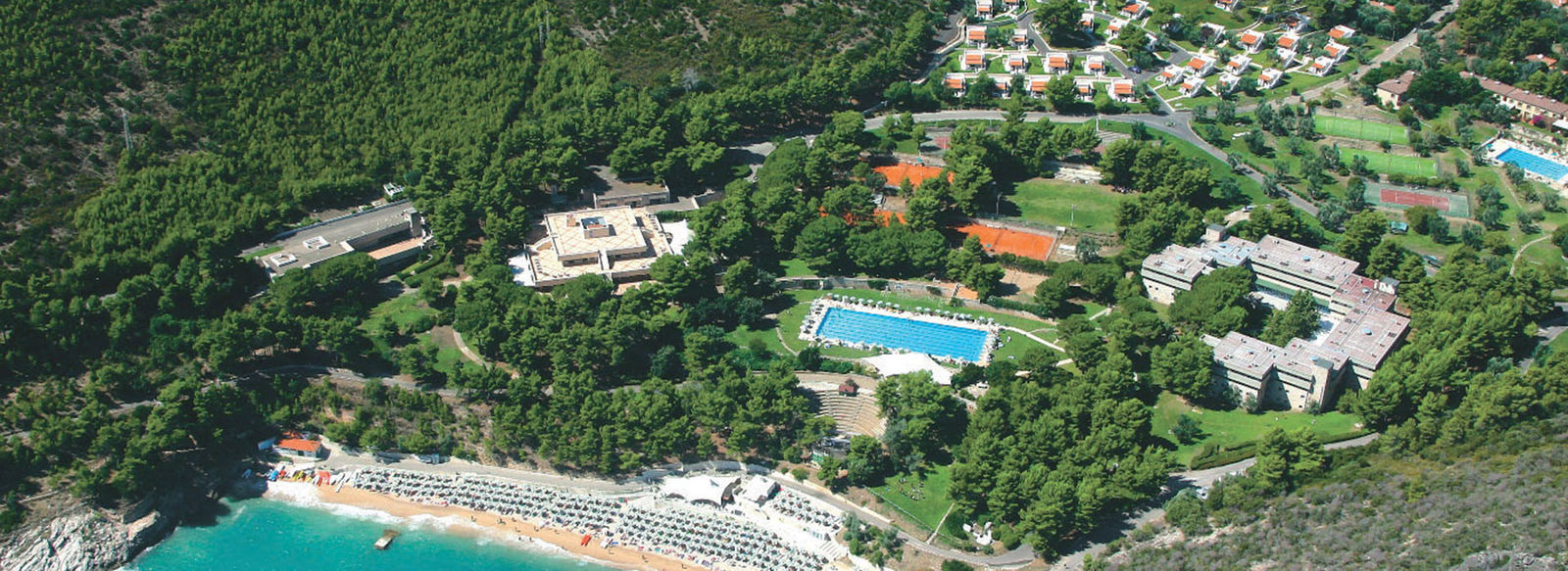 Nel cuore del Gargano, sul mare smeraldino