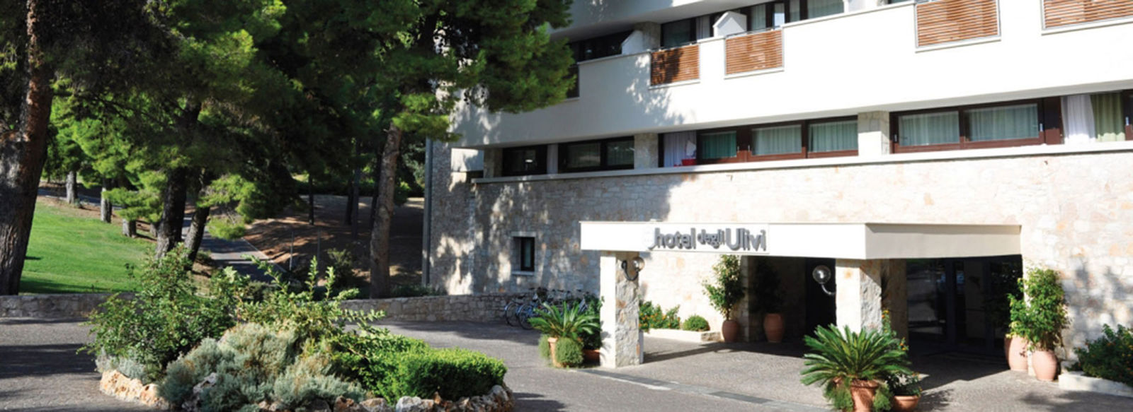 Nel cuore del Gargano, sul mare smeraldino