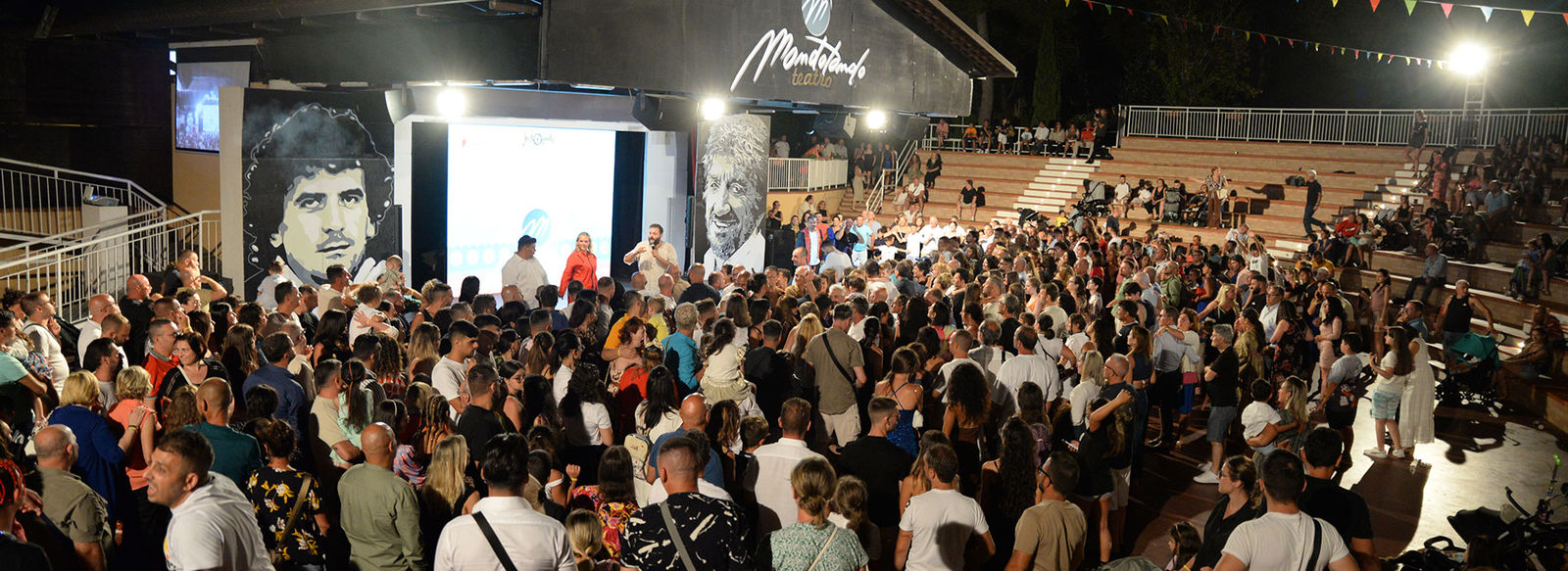 A 700 metri dalla spiaggia