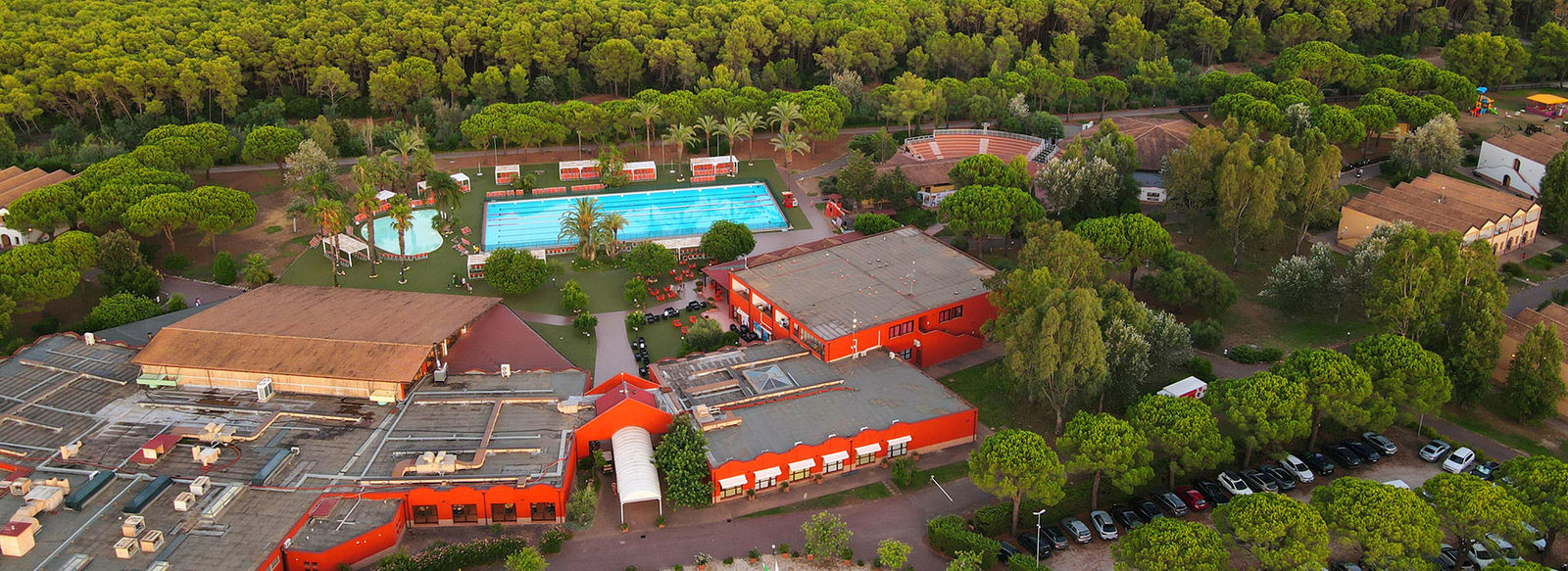 A 700 metri dalla spiaggia