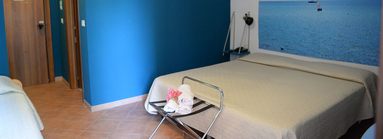 A 700 metri dalla spiaggia