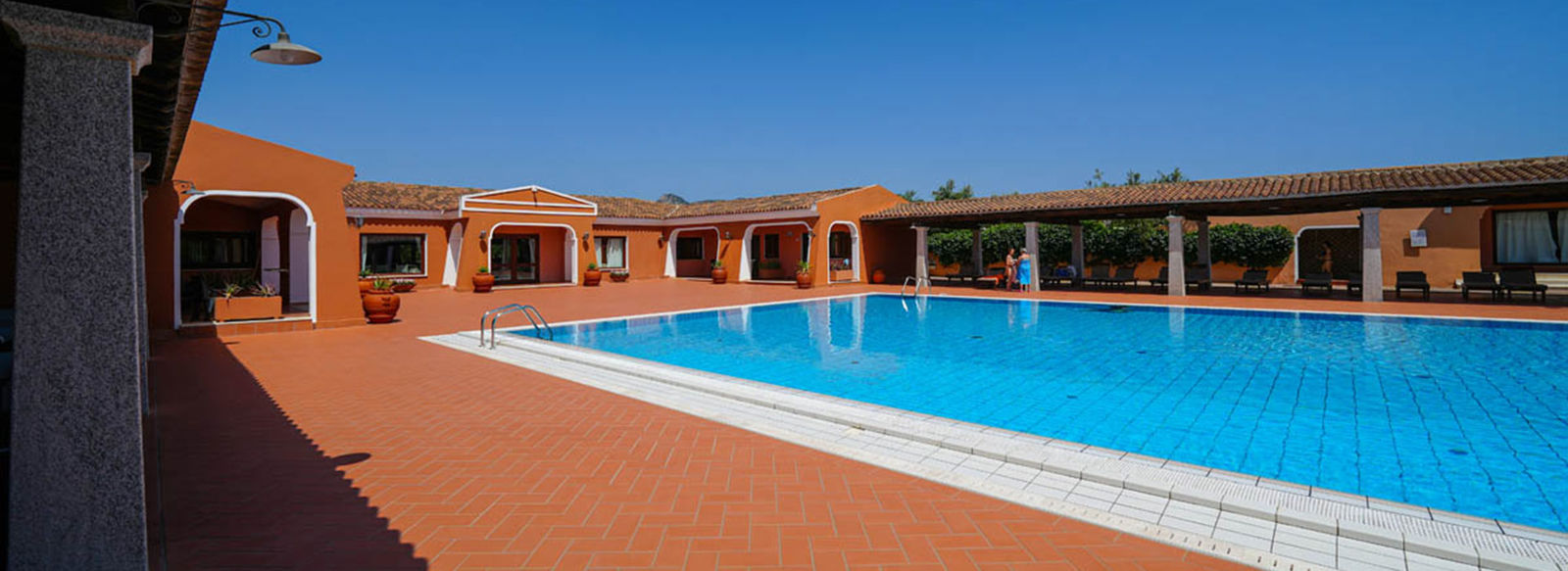 A 300 metri dalla spiaggia