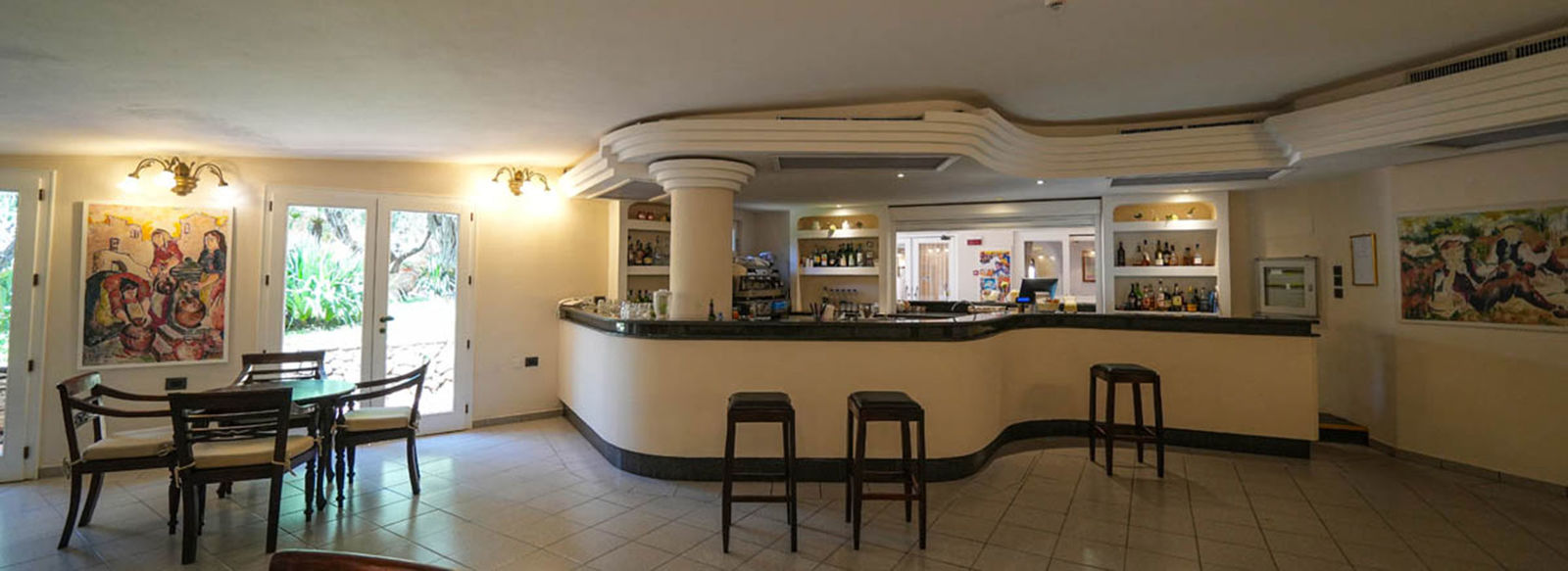 A 300 metri dalla spiaggia