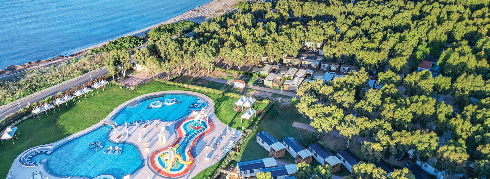 Parco acquatico di 6.300 mq sulla Riviera del Corallo