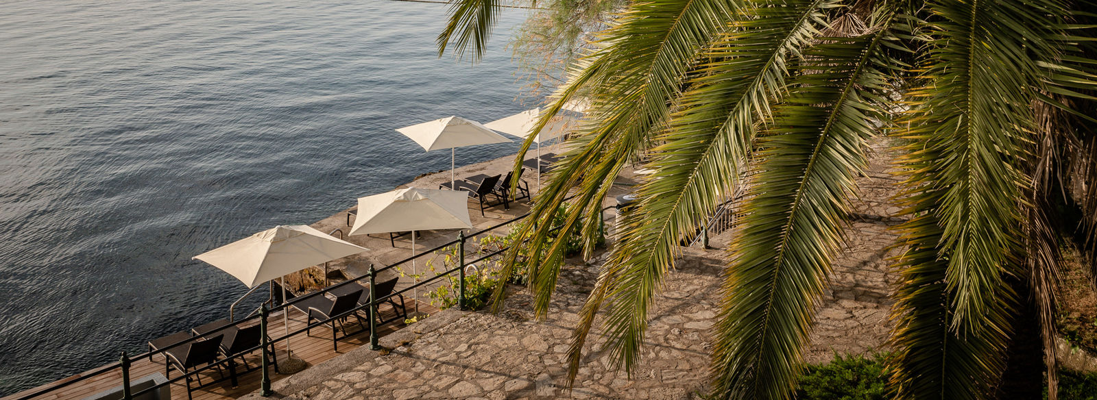 In riva al mare