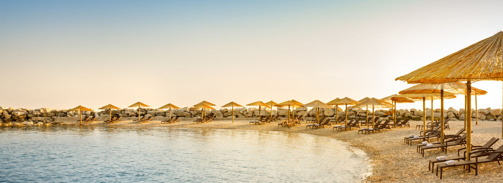 Direttamente sulla spiaggia di ciottoli