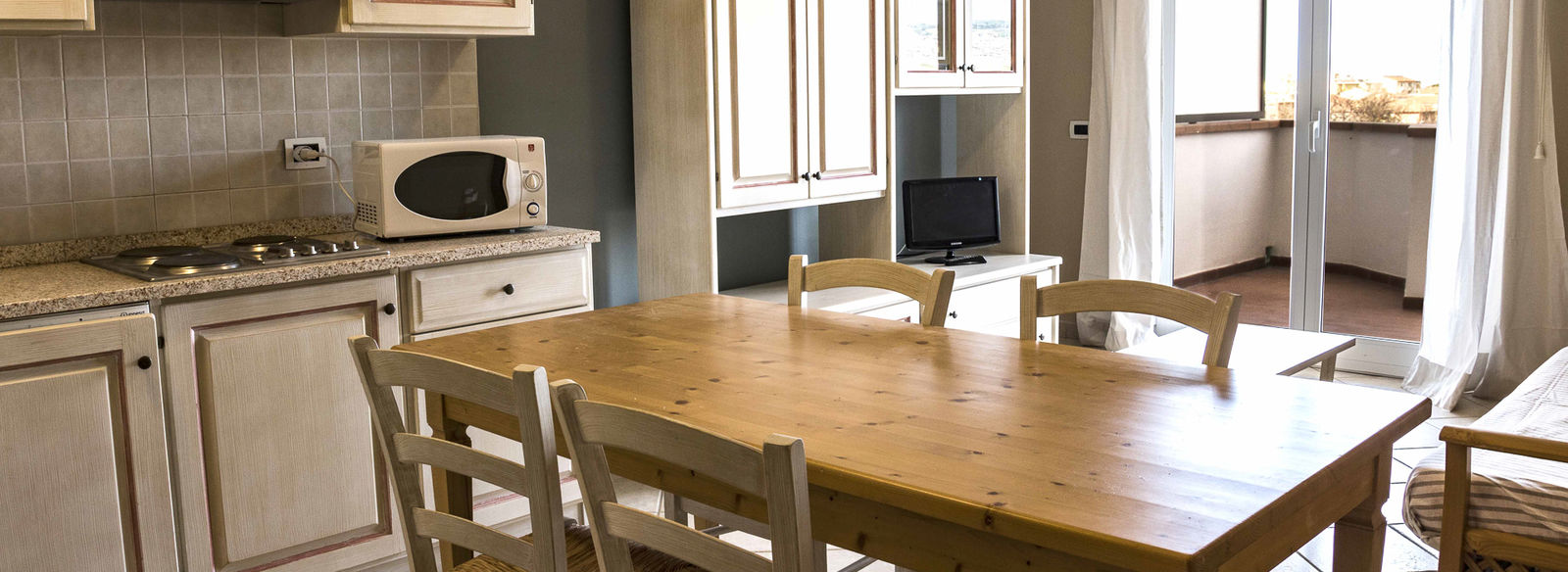 Moderno residence a 1 km dalla spiaggia