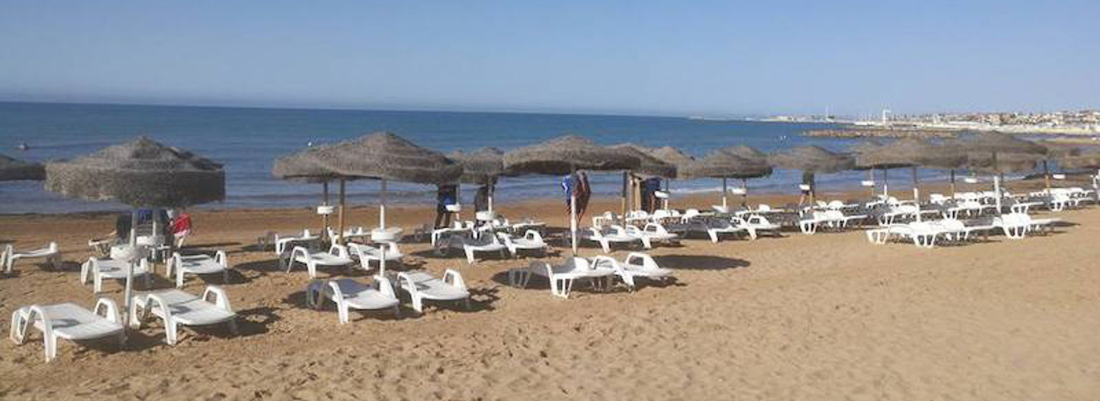 Affacciato sul mare della Sicilia barocca, tra spiagge dorate e borghi senza tempo