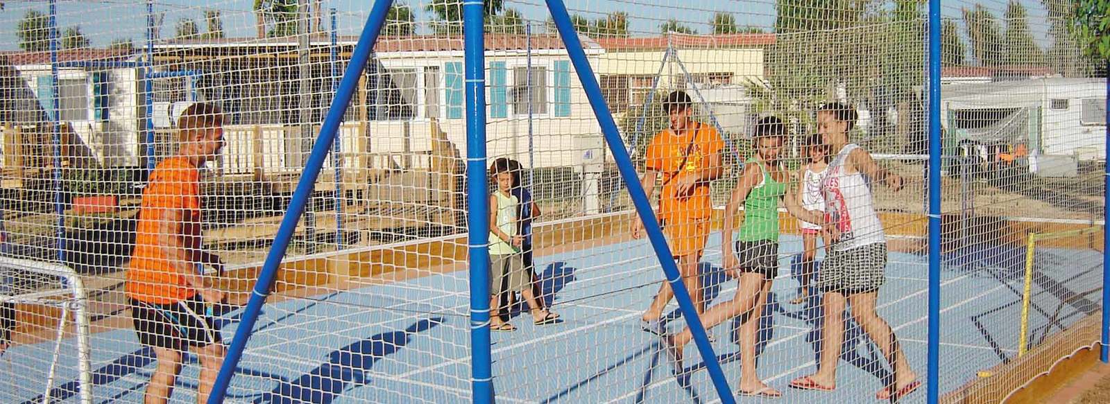 Camping Village immerso nel verde