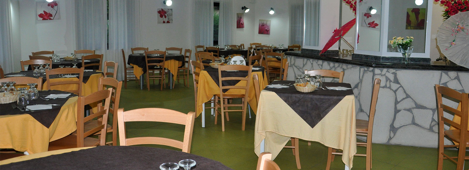 Oasi di relax immersa nel verde, fronte mare