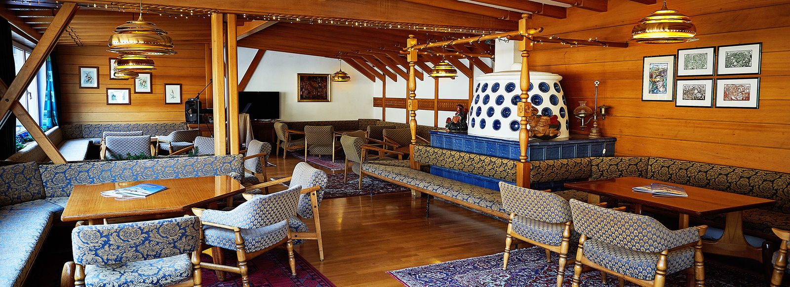 In Val di fassa, a 800 metri dalle piste da sci