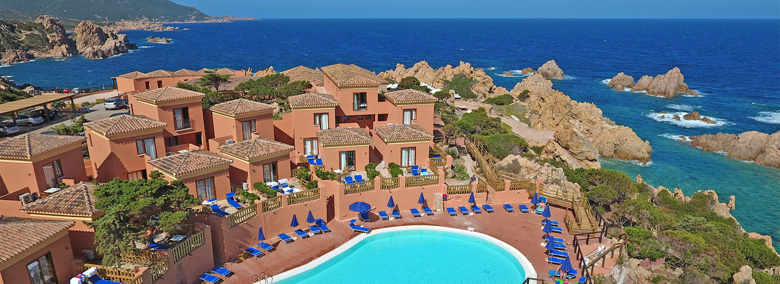 Hotel di charme, panorama unico, a 700 metri dalla spiaggia di Li Cossi