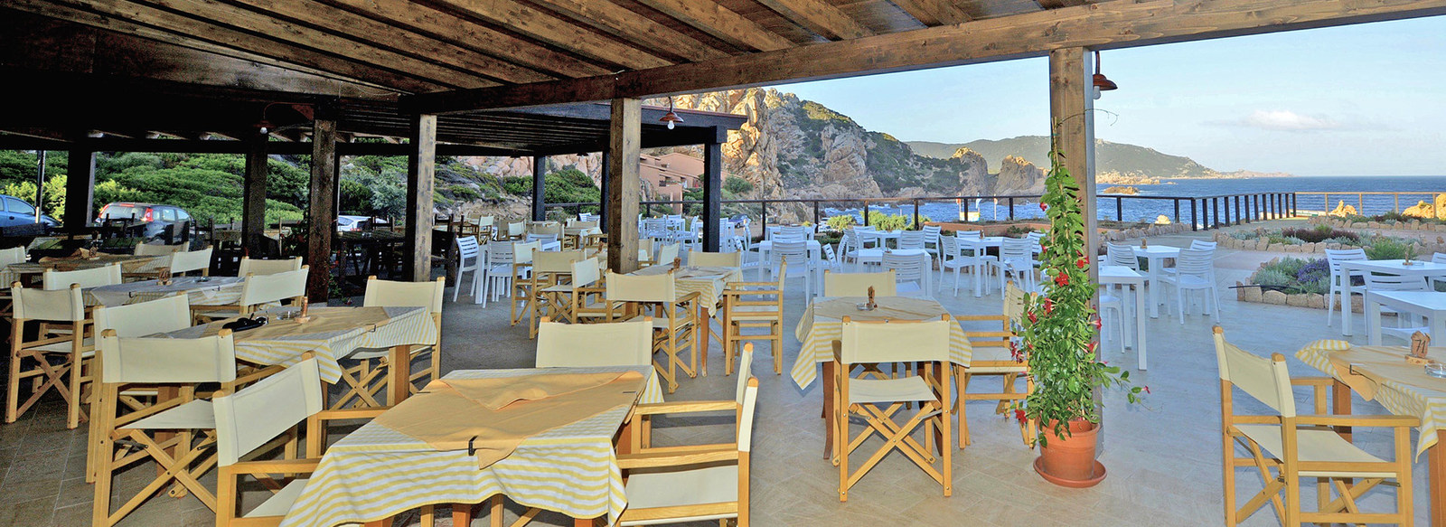 Hotel di charme, panorama unico, a 700 metri dalla spiaggia di Li Cossi