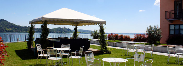 Direttamente sul Lago Maggiore