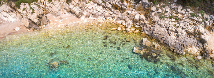 50 metri dal mare