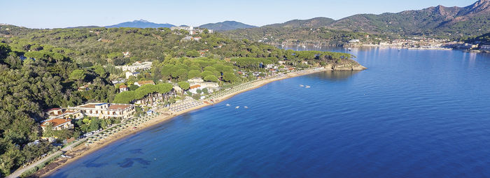 Residence fronte mare, spiaggia inclusa