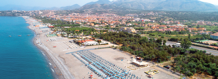 A 300 metri dalla spiaggia