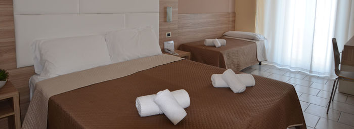 Gestione familiare, a 50 metri dalla spiaggia